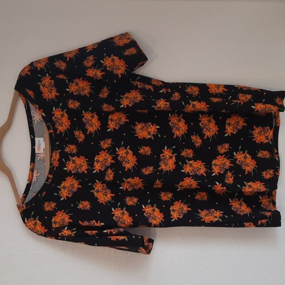 Lularoe Floral Gigi Top